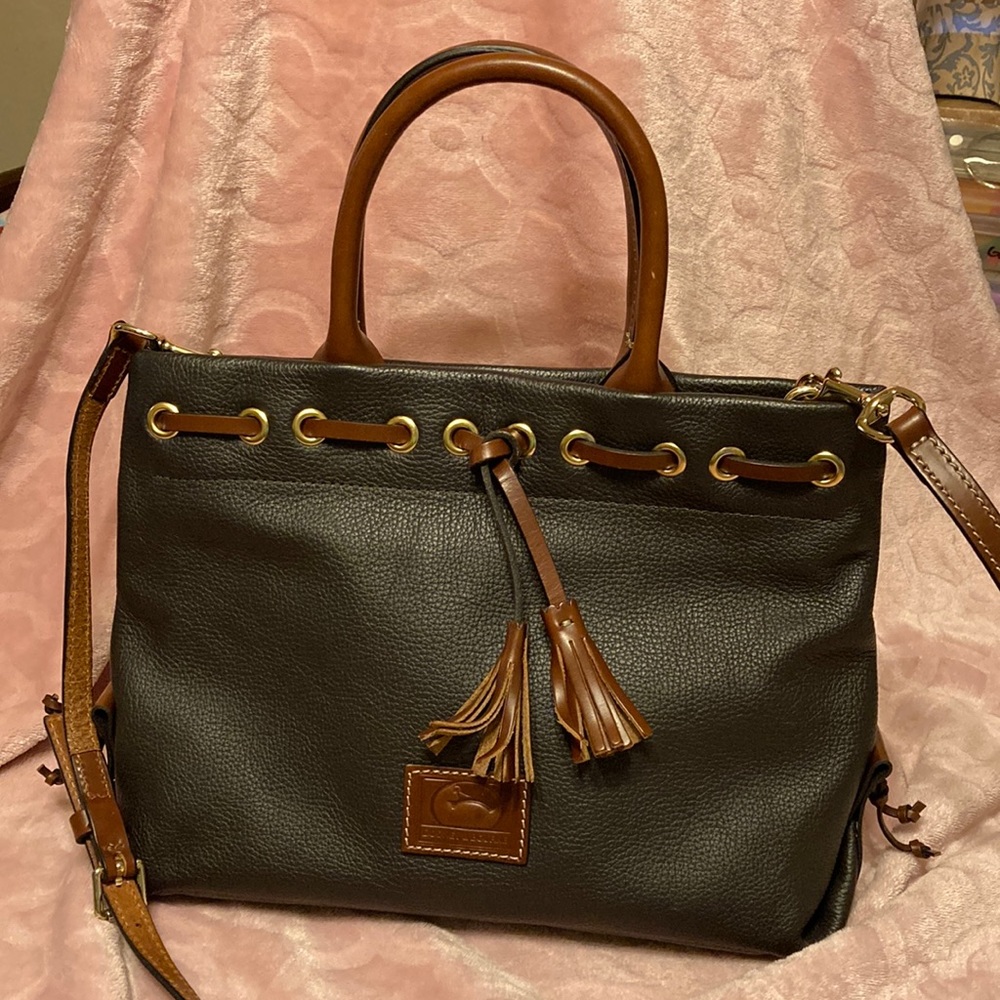 Dooney& Bourke satchel